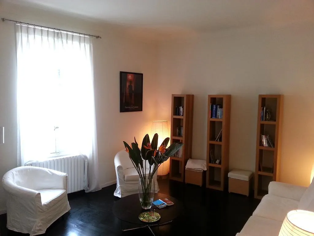 16 Avenue Marechal Gallieni Канны